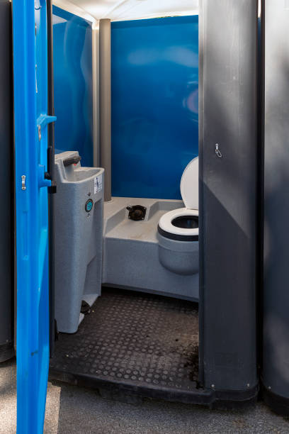 Portable Toilet Options We Offer in Bedford, IA